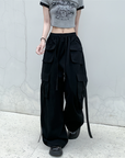 Women's baggy cargo pants