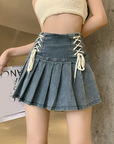 Pleated denim skirt