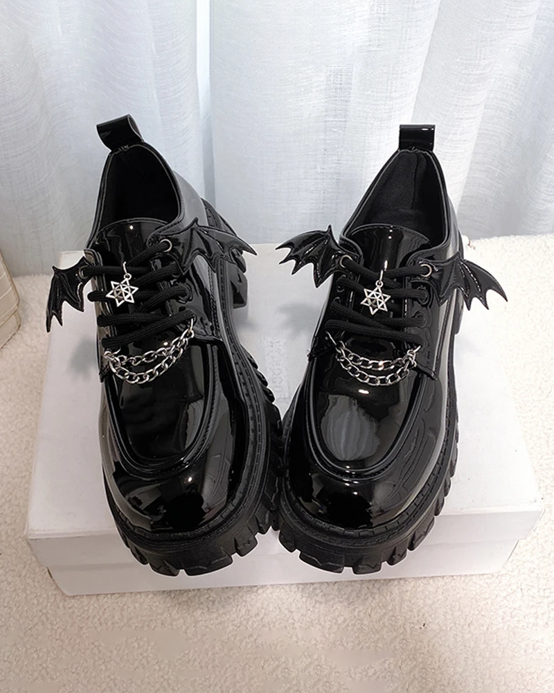 Gothic women&#39;s shoes