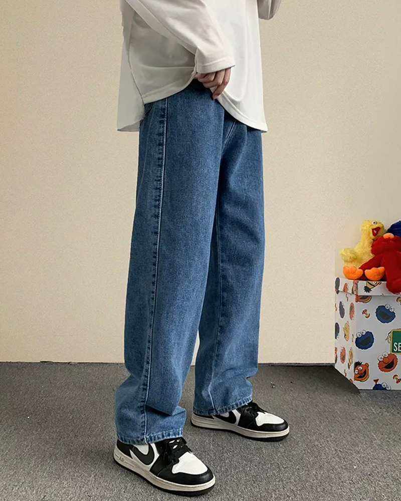 Loose fit jeans