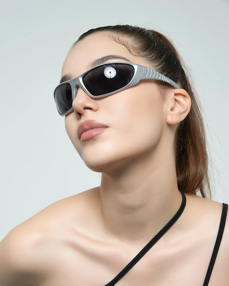 Wraparound sunglasses