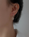 Women's star earrings