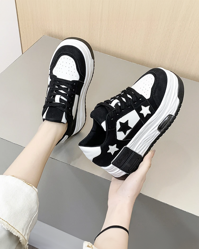 Women&#39;s platform sneakers