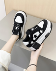 Women's platform sneakers