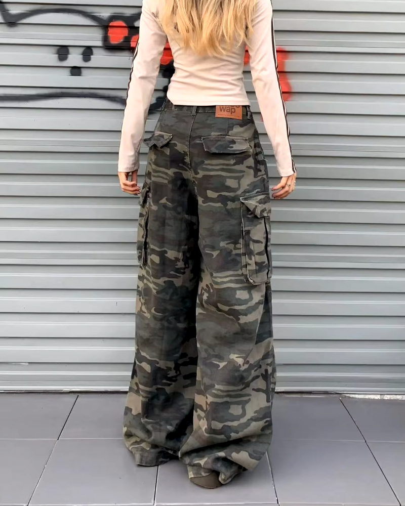 Camo cargo jeans