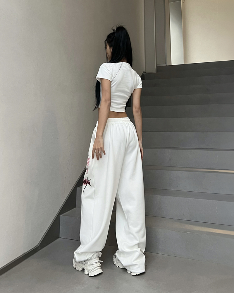 Women&#39;s baggy jogging pants