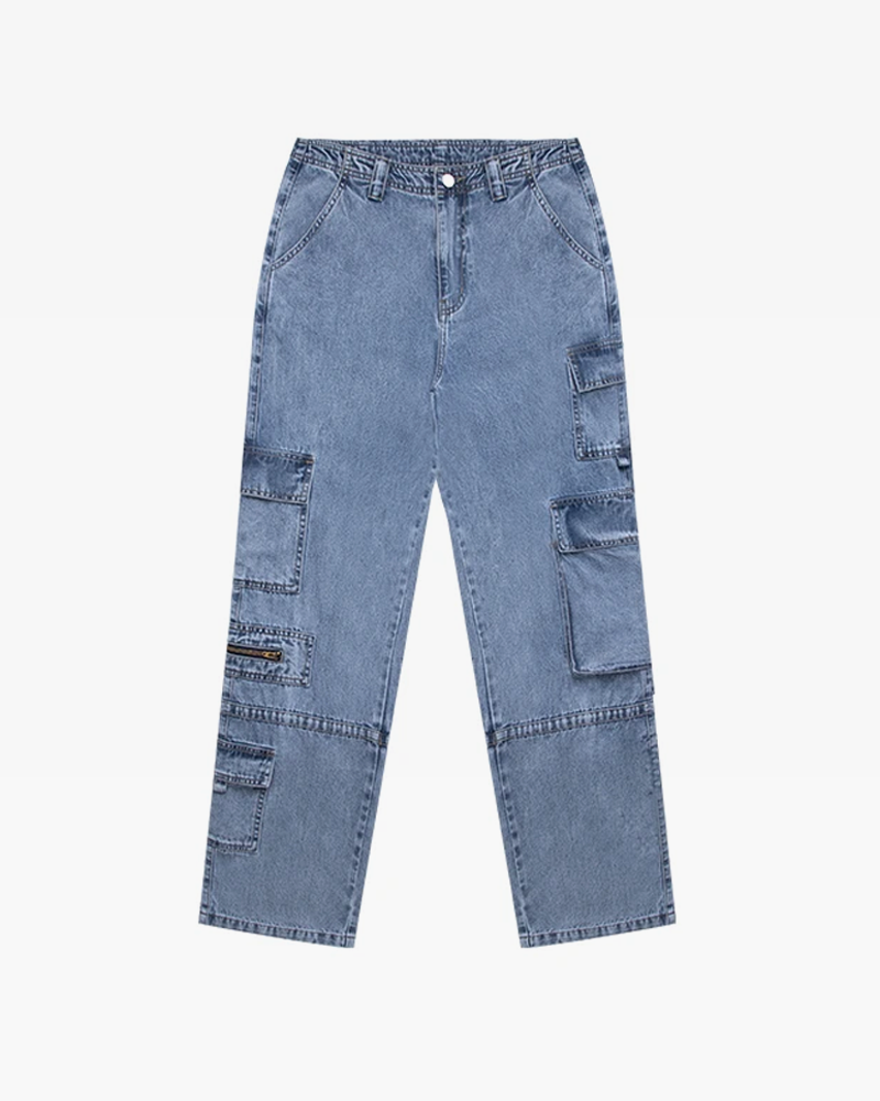 Low-rise baggy jeans