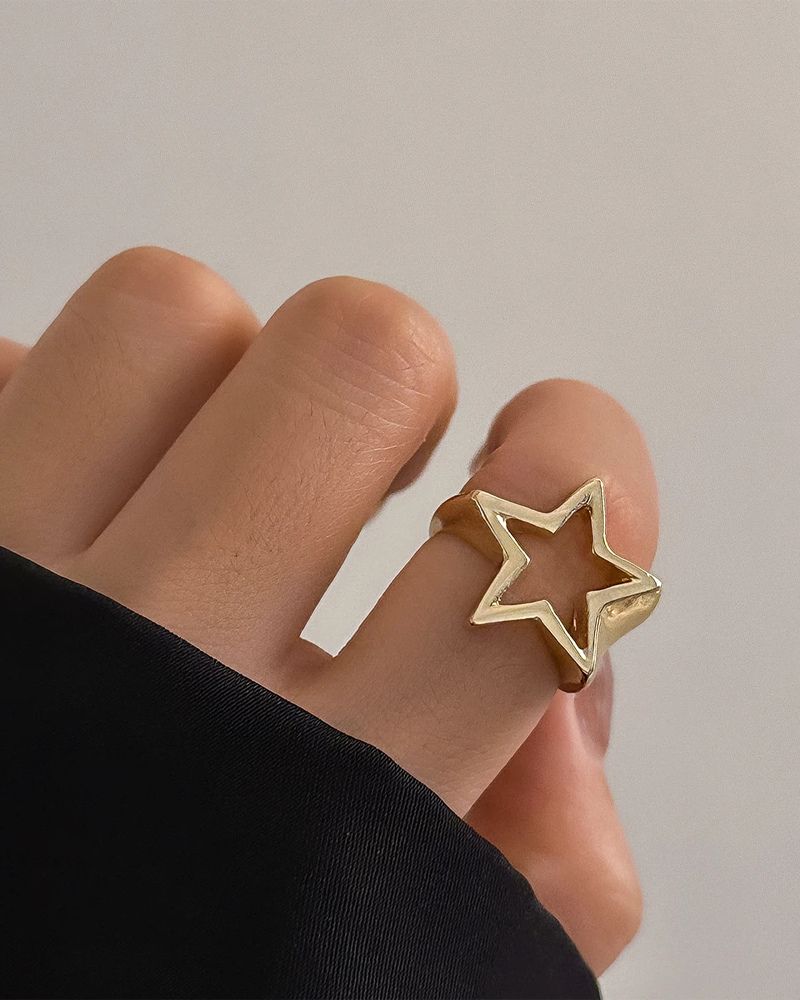 Star ring