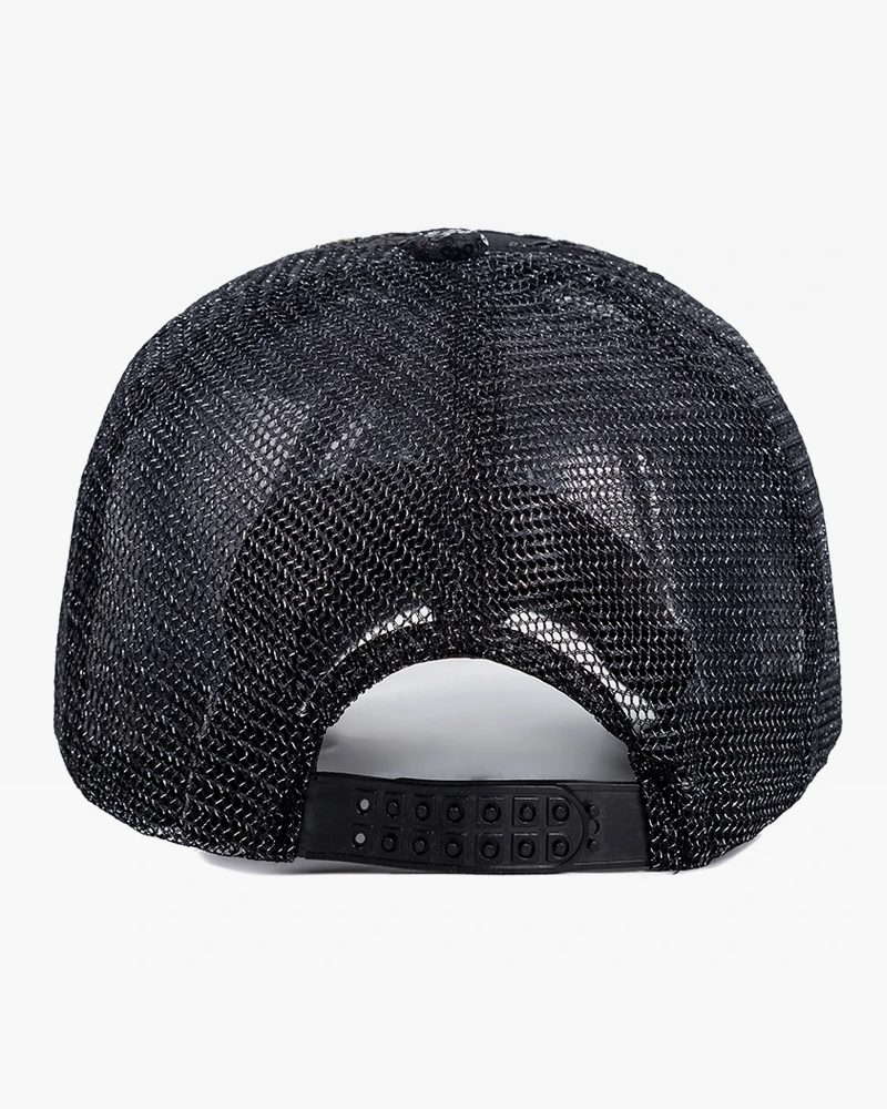 Women&#39;s cap with rhinestones