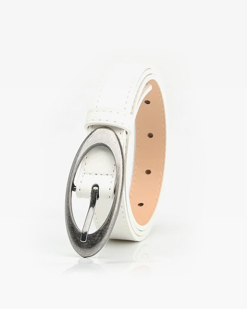 Oval buckle belt