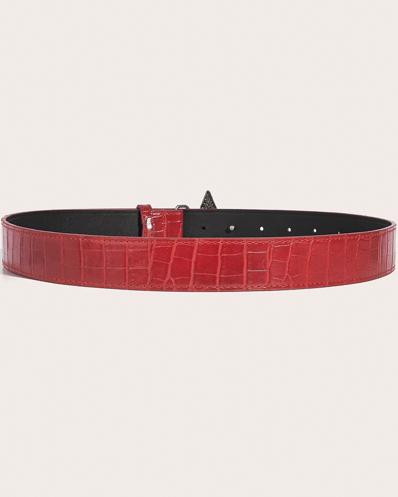 Red leather women&#39;s belt