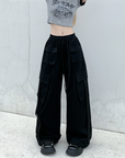 Women's baggy cargo pants