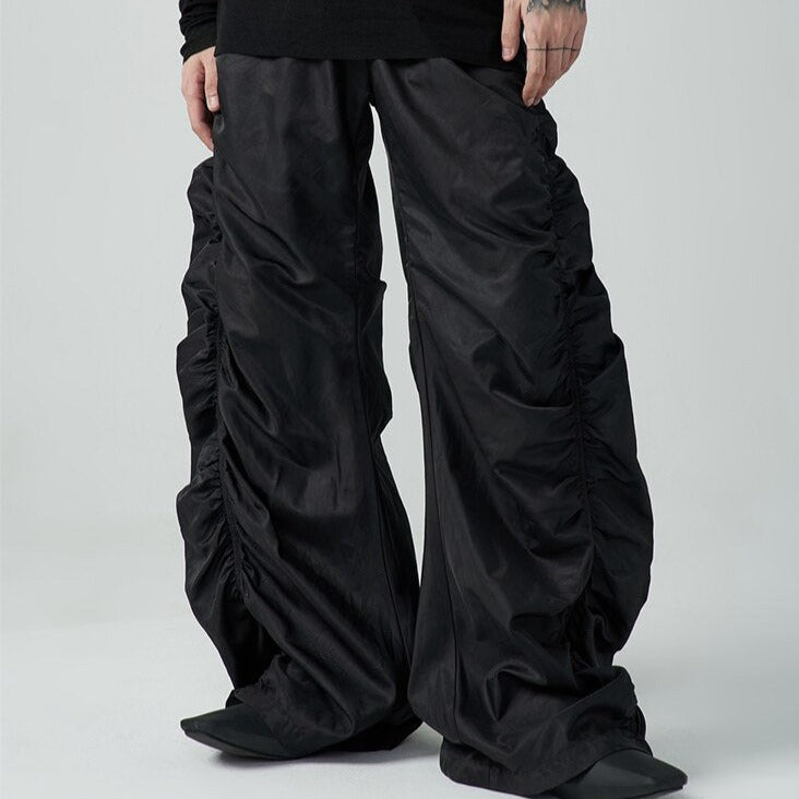 Wide cargo pants