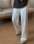 Wide jogging pants