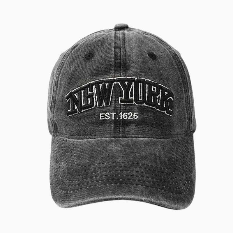 Y2K Black &#39;New York&#39; Cap